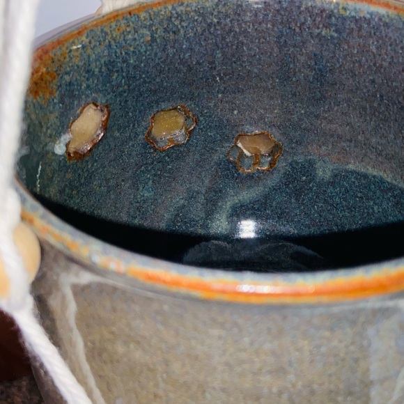 🪴Like New-2 Cream Macrame Pot/Plant Hangers-& 2 One Of A Kind Pottery Planters - Picture 9 of 16